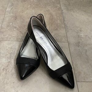 Anne Klein Black Pointed Flats